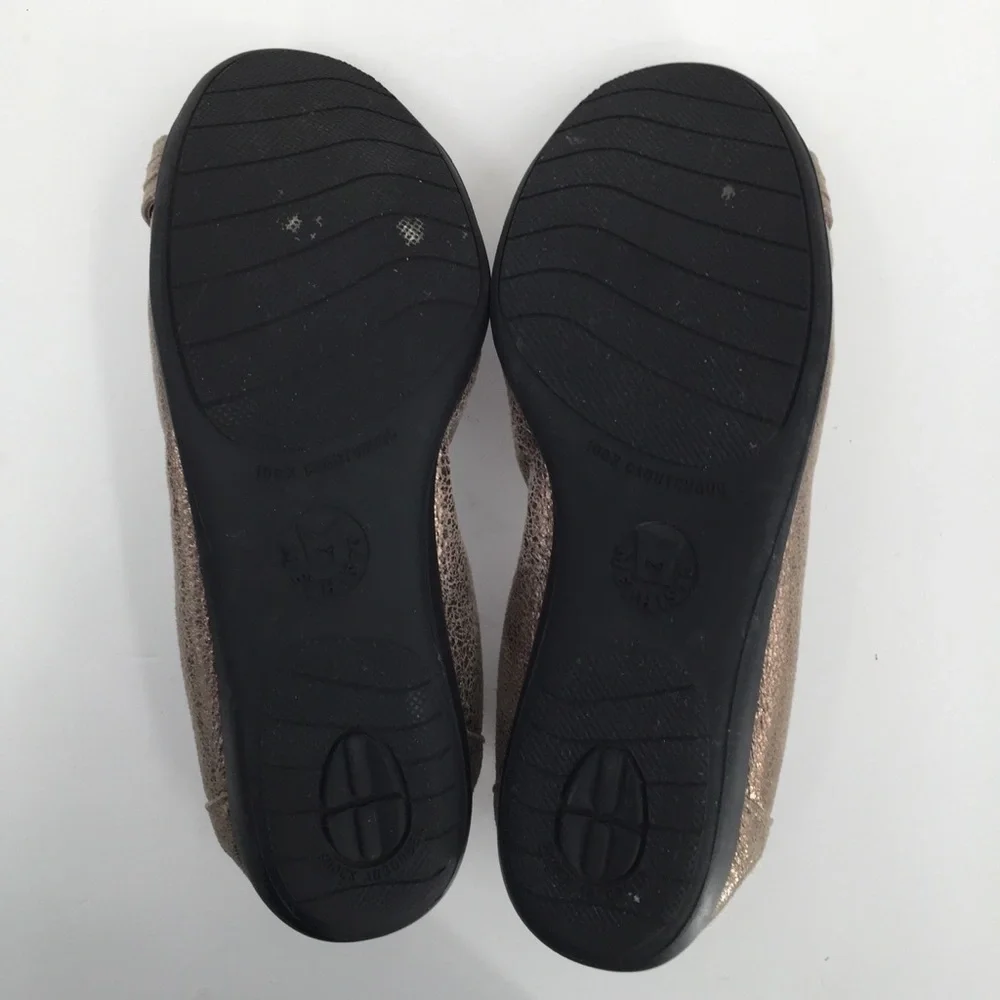 Mephisto Alison shoe crackle leather ballet flat comfort bronze chain 8